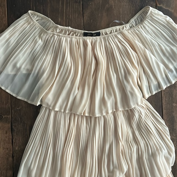 Just Me Tiered Pleated Dress - Picture 3 of 7